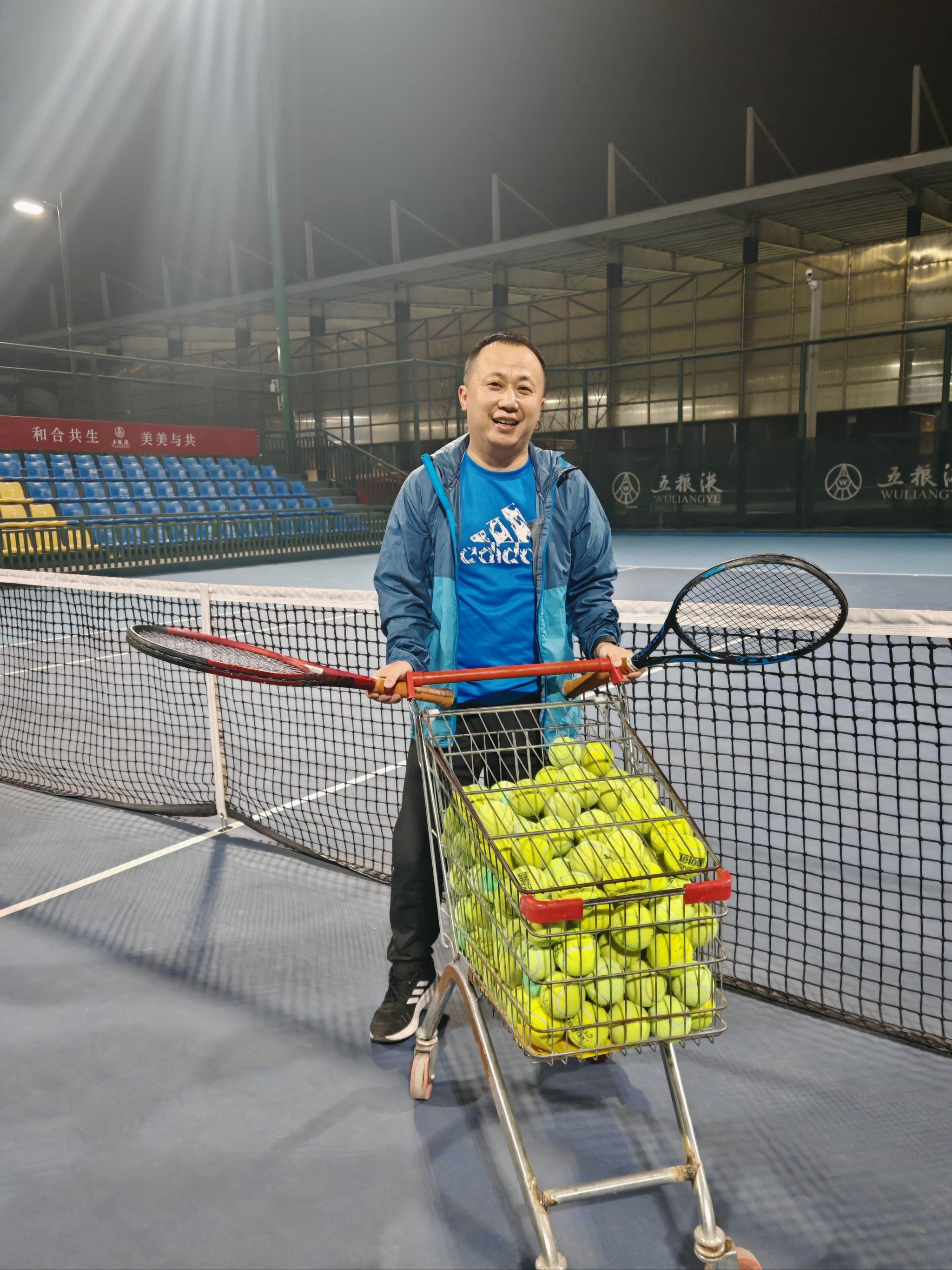 美诠释了滑 美诠释了滑